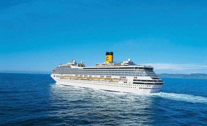 Costa Fortuna op zee