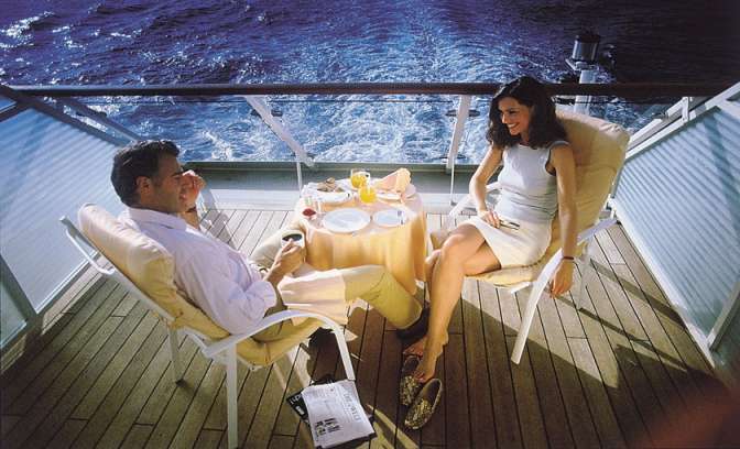 Balkonhut aan boord MS Europa