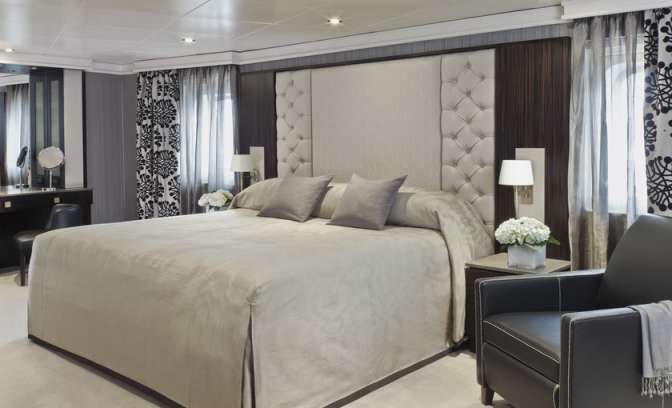 Seven Seas Navigator Master Suite