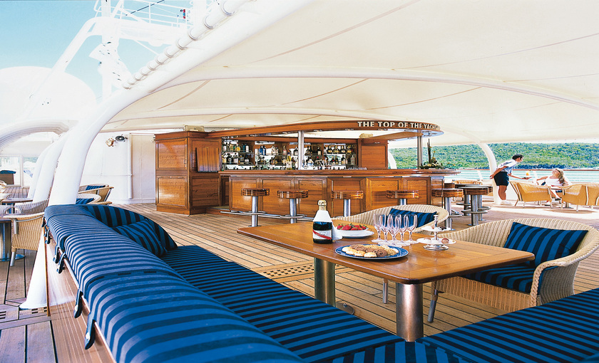 Bar op het dek op de SeaDream I van SeaDream Yacht Club