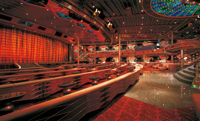 Theater aan boord van Carnival Paradise